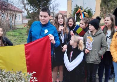 19. 1 Decembrie 2022